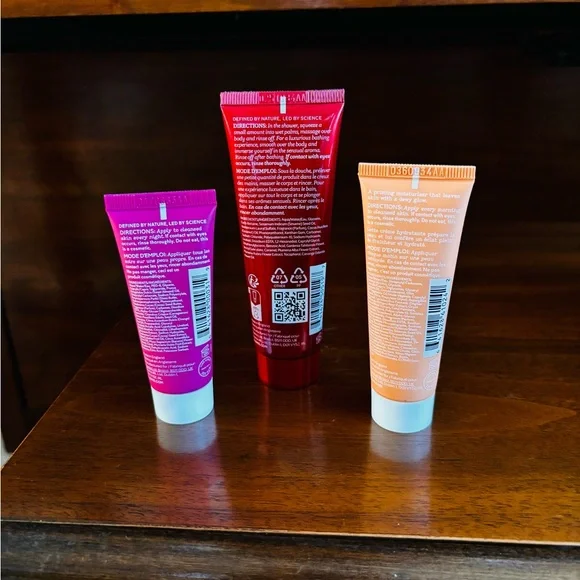 ELEMIS Superfood Skincare Collection - Picture 2 of 2